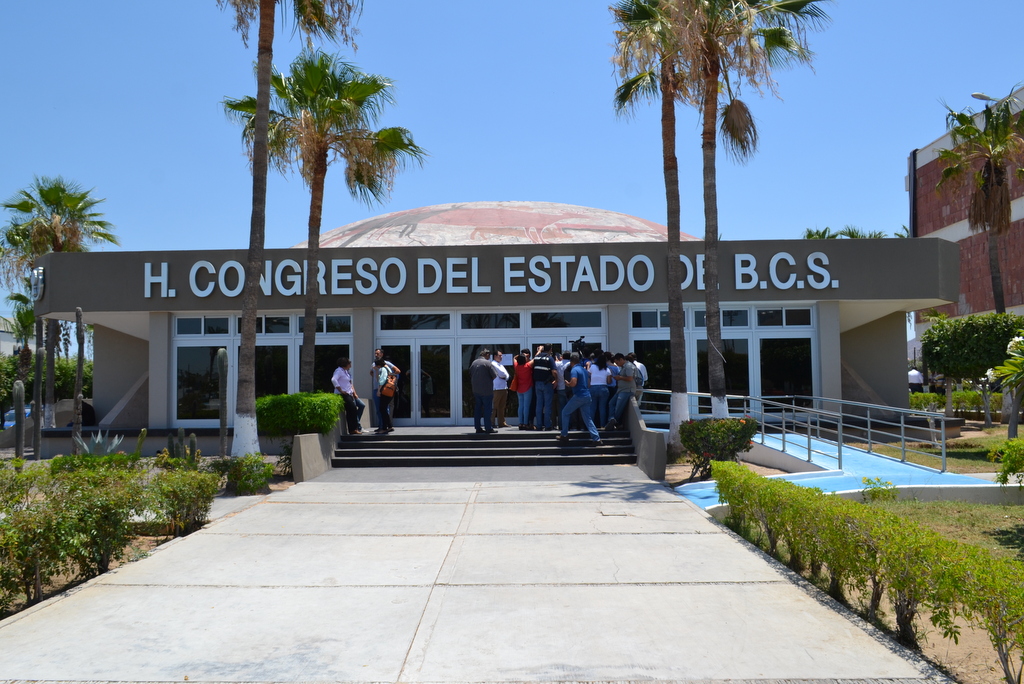 Congreso impone observaciones a Martínez Vega por más de 300 mdp