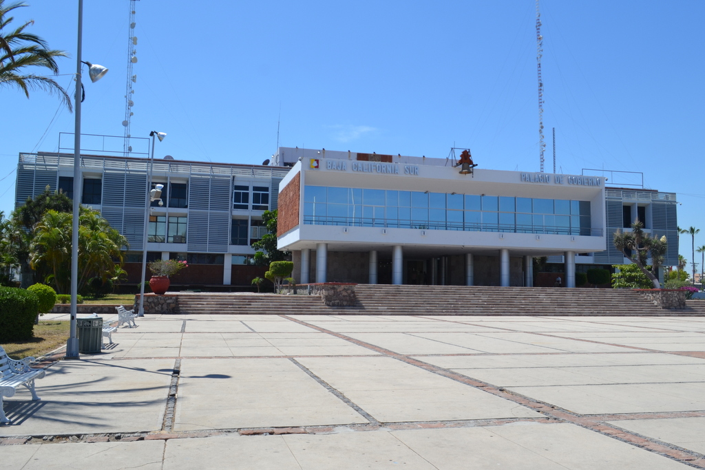 IMSS y Gobierno de BCS administrarán el CRIT mientras atiende pacientes Covid