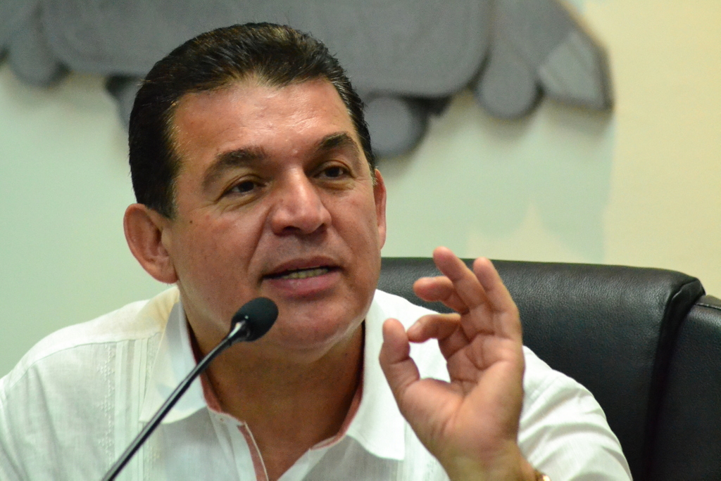 Lorena trae de vuelta al alcalde de La Paz
