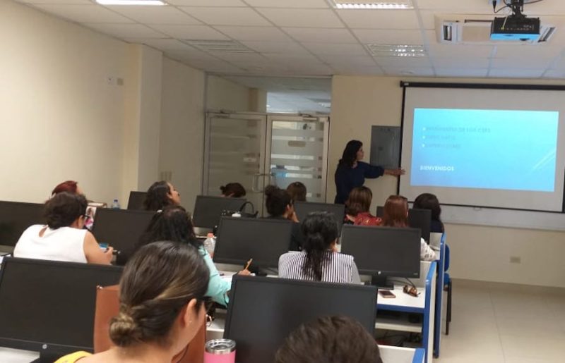 Gobierno de BCS capacita a odontólogos para atender pacientes durante la pandemia