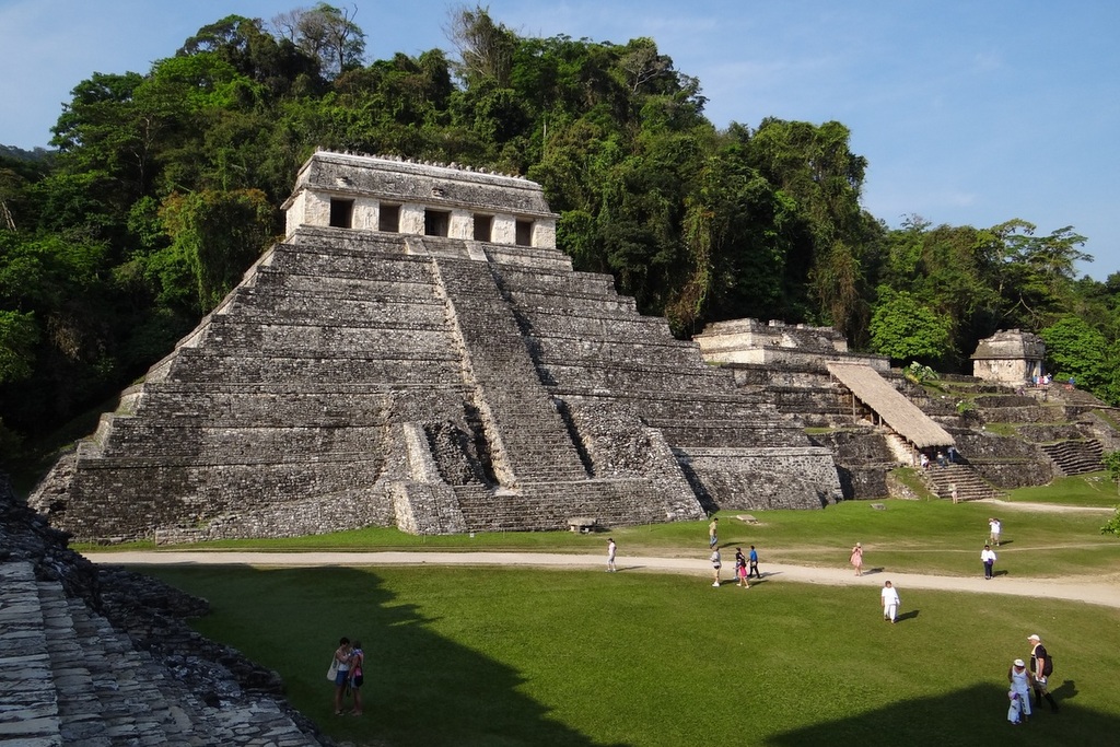 Baja California Sur y Yucatán firman acuerdo turístico
