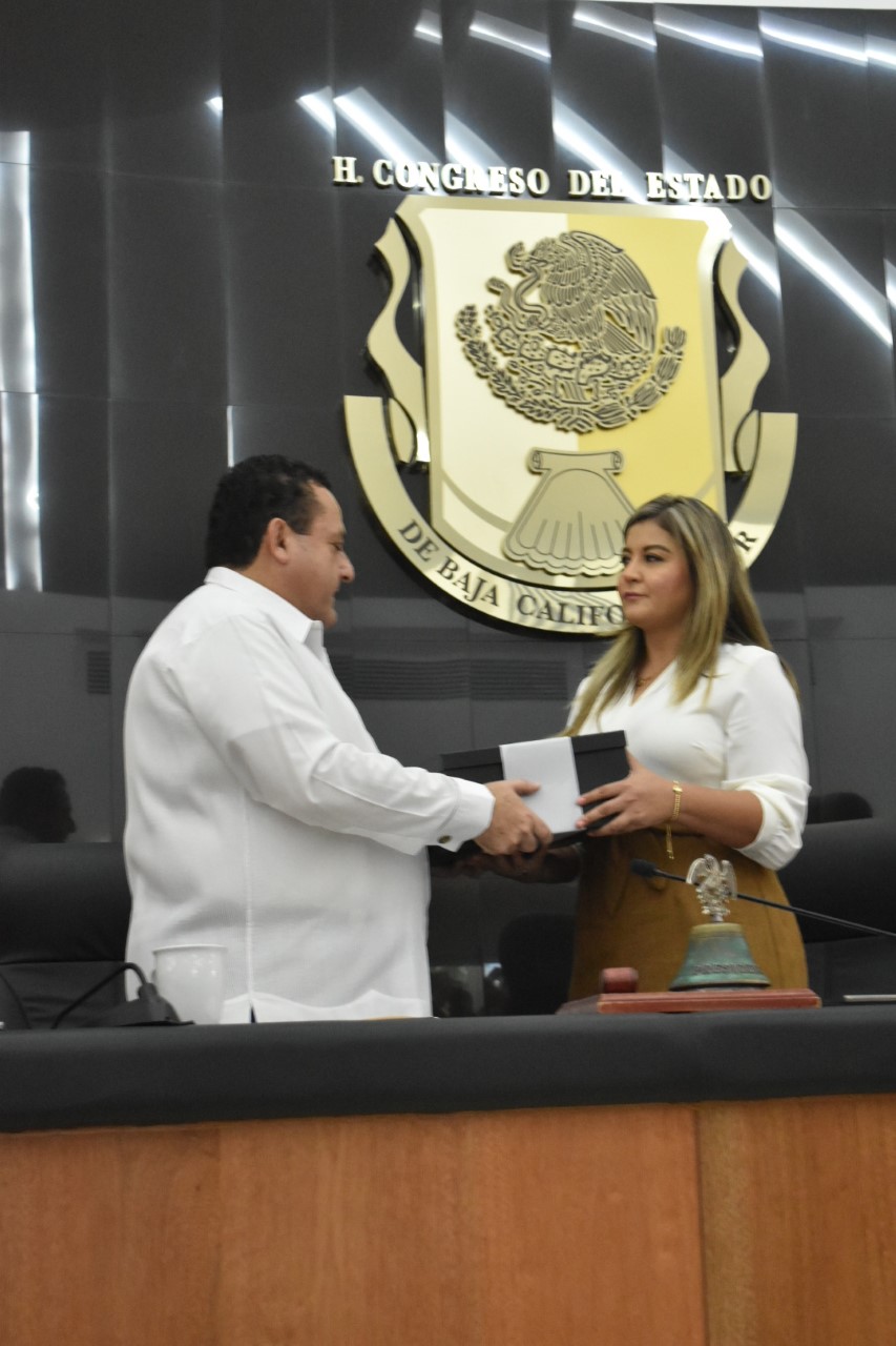 Recibe Congreso de BCS cuarto informe de gobierno