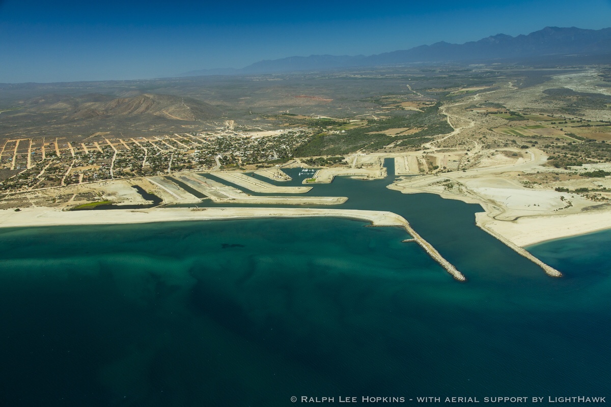 Afectaciones ambientales obligan a detener la construcción de hotel en La Ribera, BCS.