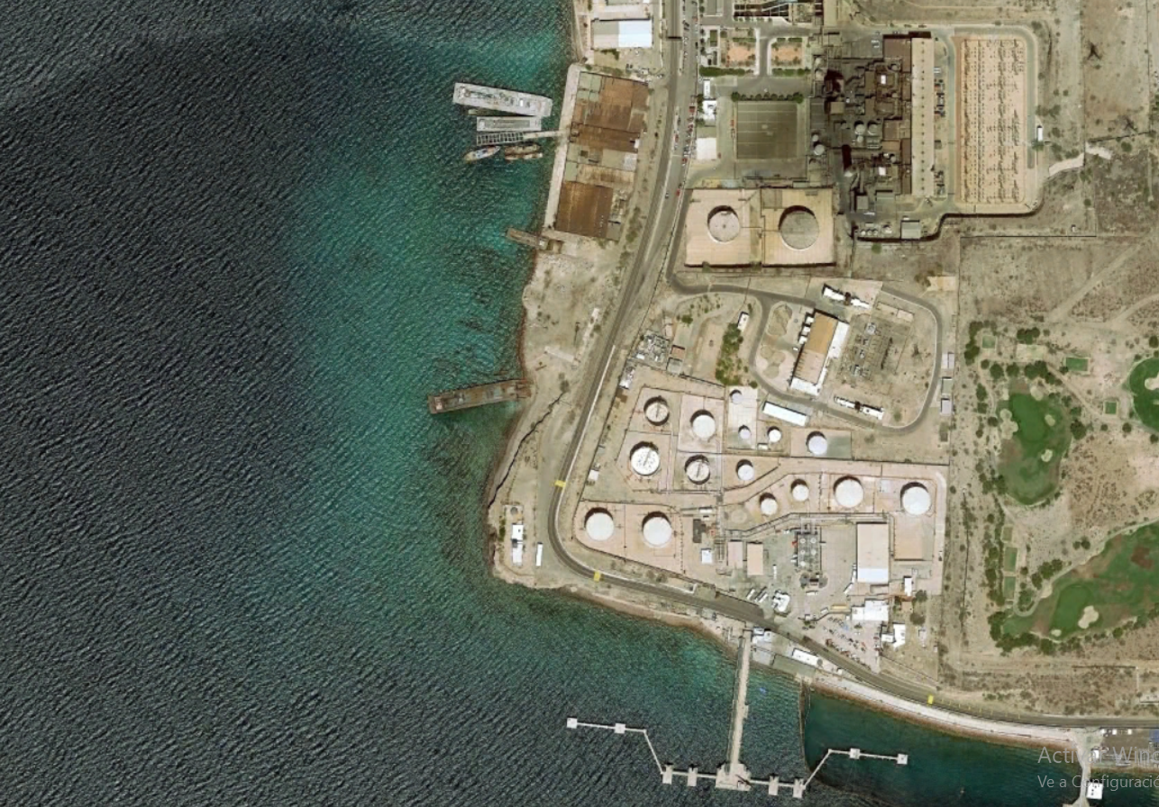 CFE compra barcaza usada para suministrar energía a BCS