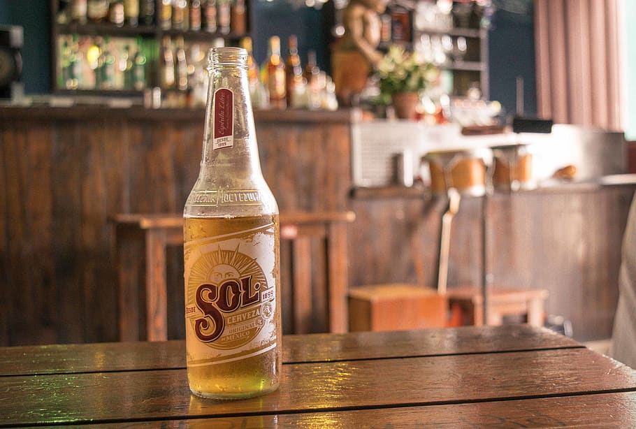 Por pandemia de Covid-19, alcohol y tabaco saldrán de circulación