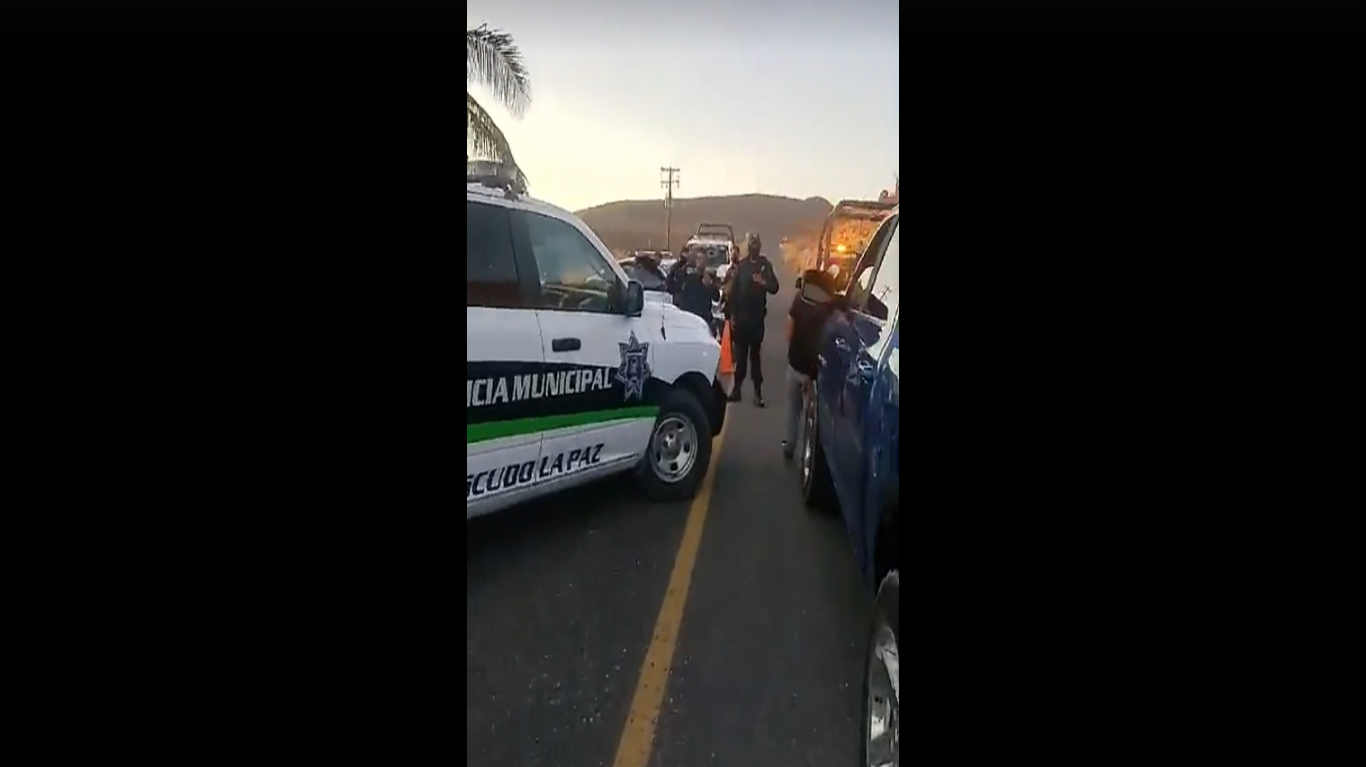 Denuncian por abuso de autoridad a policías de La Paz ante la PGJE  (VIDEO)
