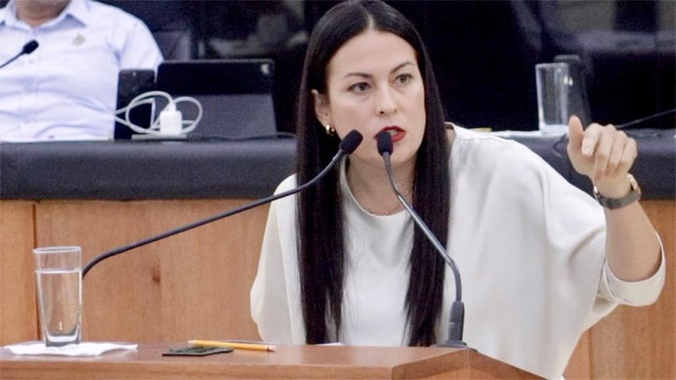 Gobernador deje de ser abogado de legisladores y póngase a trabajar: Milena Quiroga