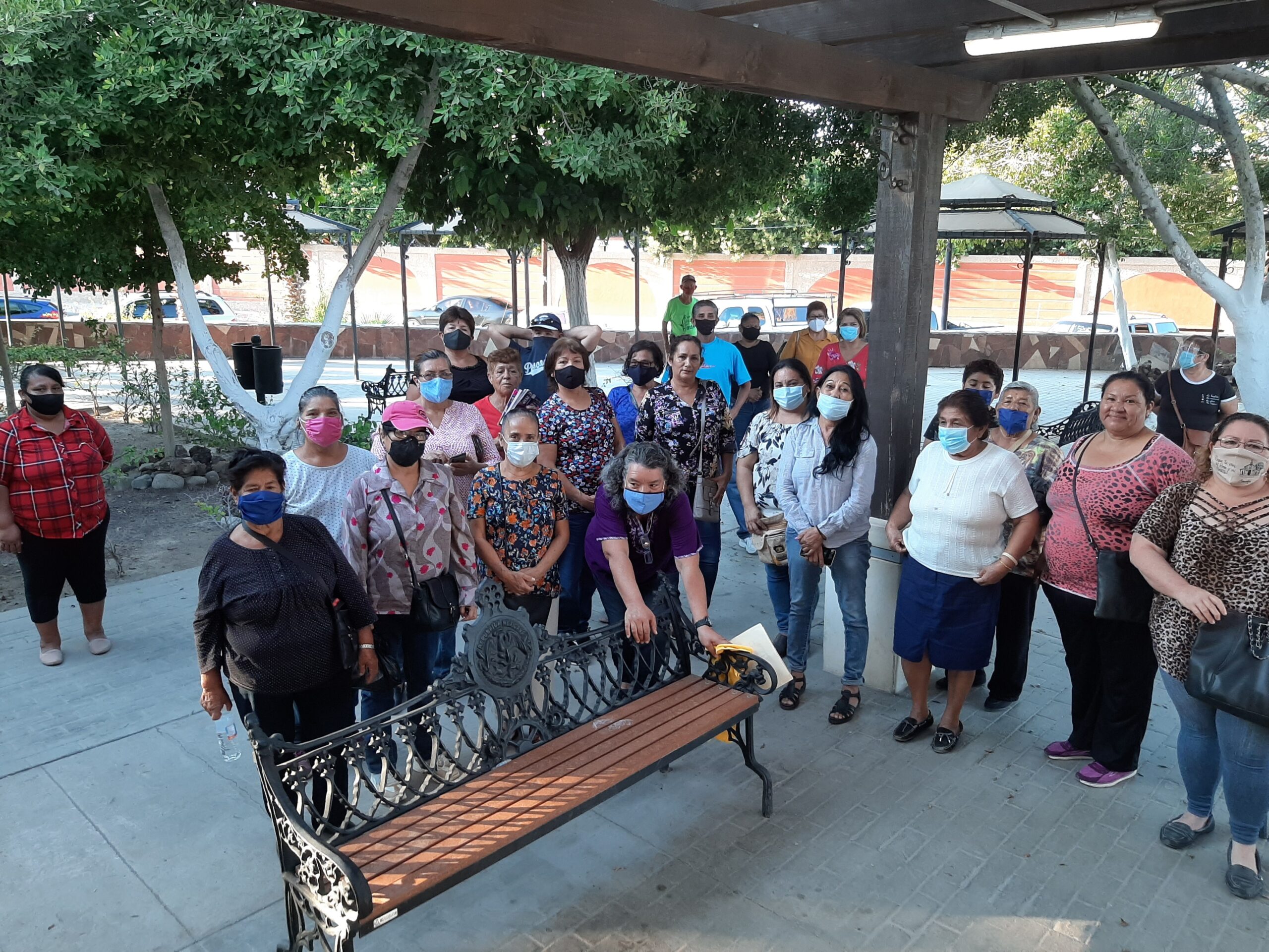 Calamareras exigen a AMLO expropiación de empresa coreana que debe 18 años de sueldo