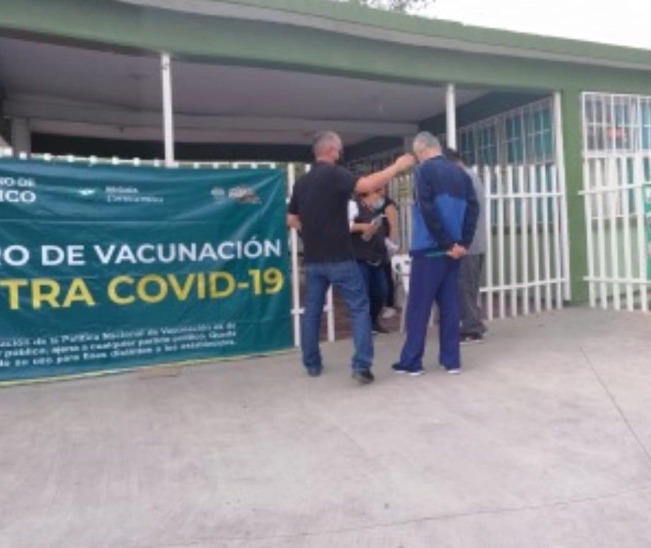 Inoculados el 53%de adultos mayores de BCS; aún hay 9,600 vacunas en La Paz