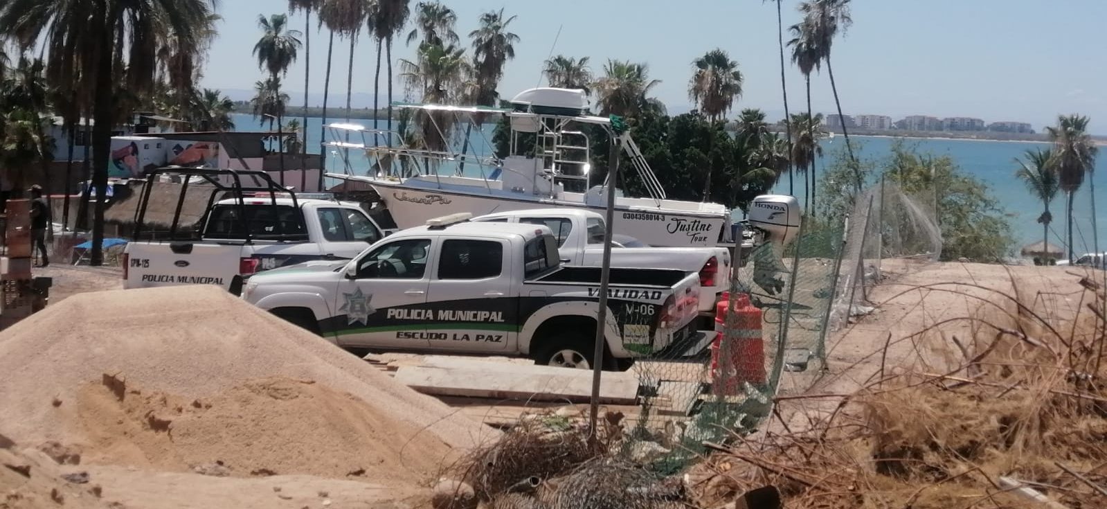 Proveedor se queda con patrullas de Policía Municipal La Paz “hasta que le paguen”