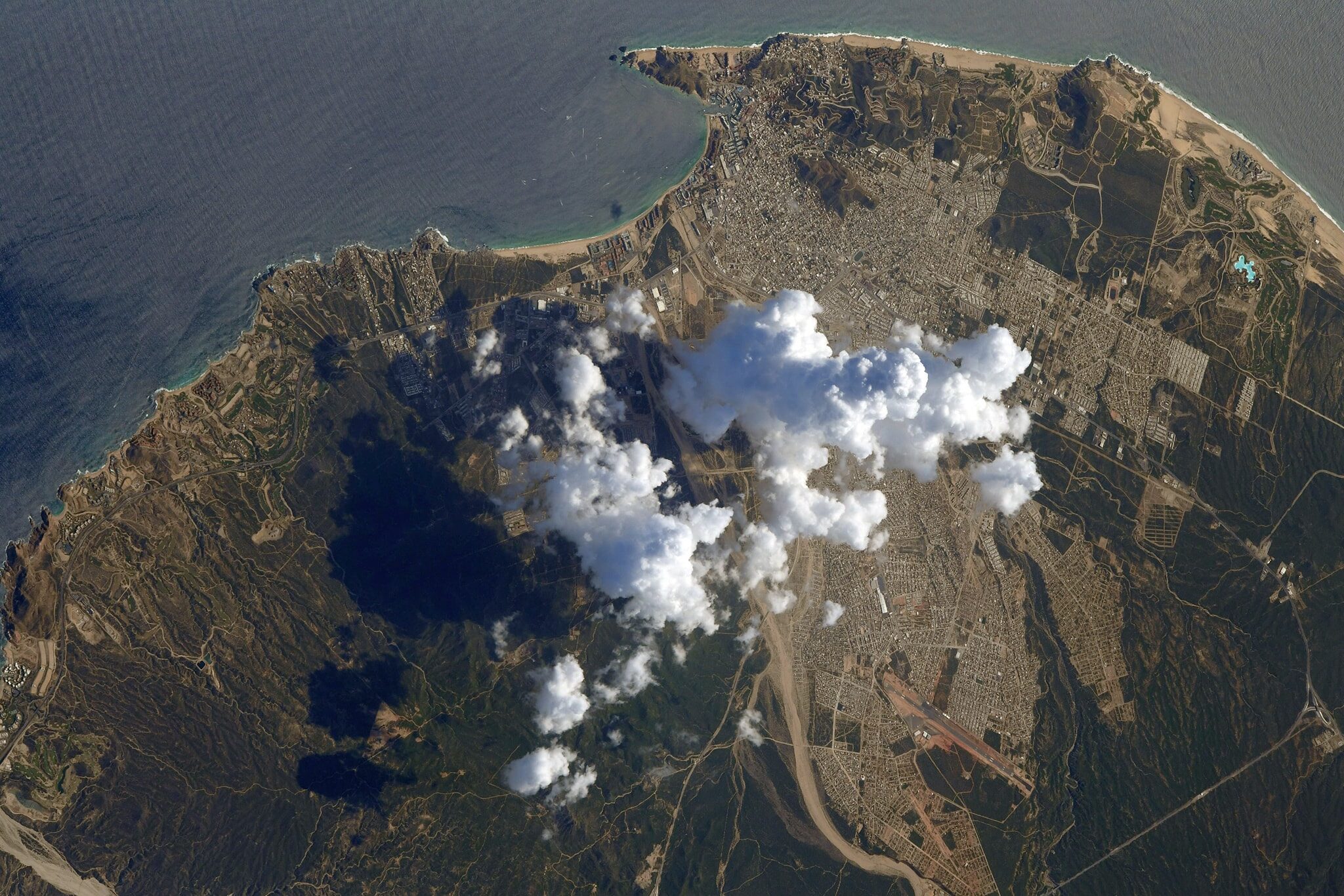 En Los Cabos existe una alberca que se puede ver desde el espacio - El  Organismo