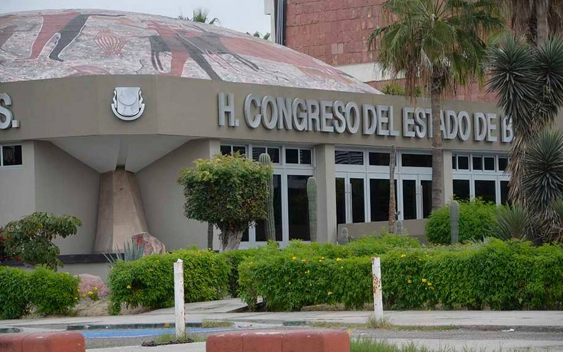 Congreso recibe terna para determinar titular de Centro de Conciliación Laboral en BCS El Congreso recibe terna para determinar titular de Centro de Conciliación Laboral en BCS El