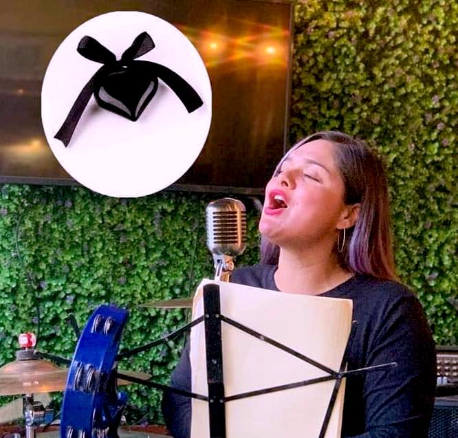 Se manifiestan por homicidio de joven Itzayana en instalaciones de SEMAR