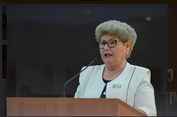 Blanca Márquez renuncia a comisión instructora