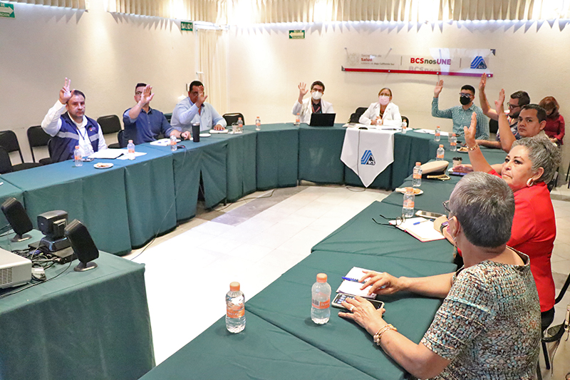Opcional cubrebocas en escuelas y aeropuertos de BCS