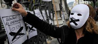 Aprueban iniciativa a favor de la libertad de expresión