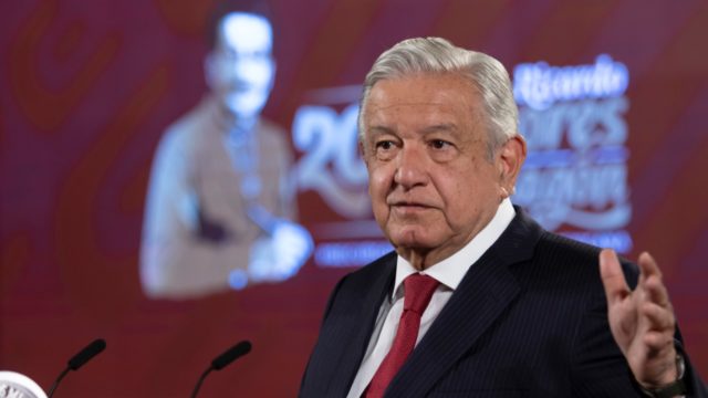 AMLO presenta iniciativa para reducir de 50 a 15 años concesiones mineras