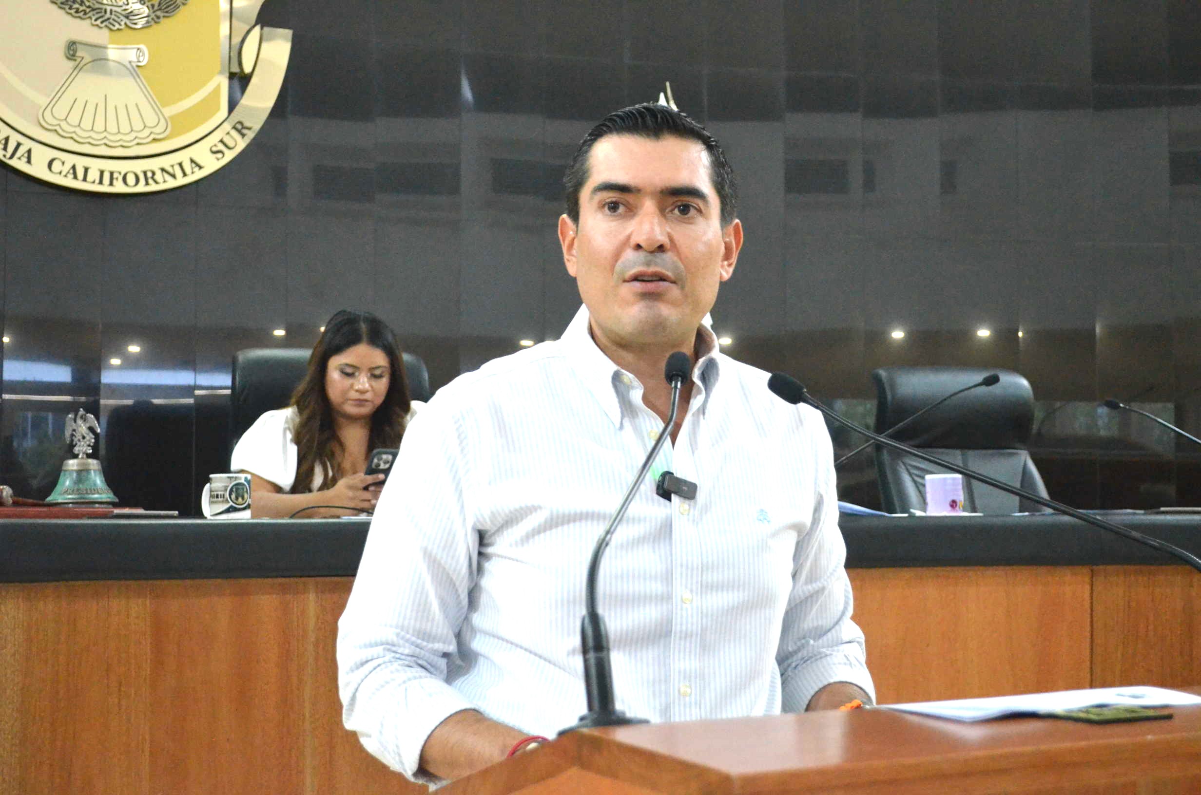 Incentivos fiscales para que los jóvenes accedan a su primer empleo propone el diputado Rigo Mares