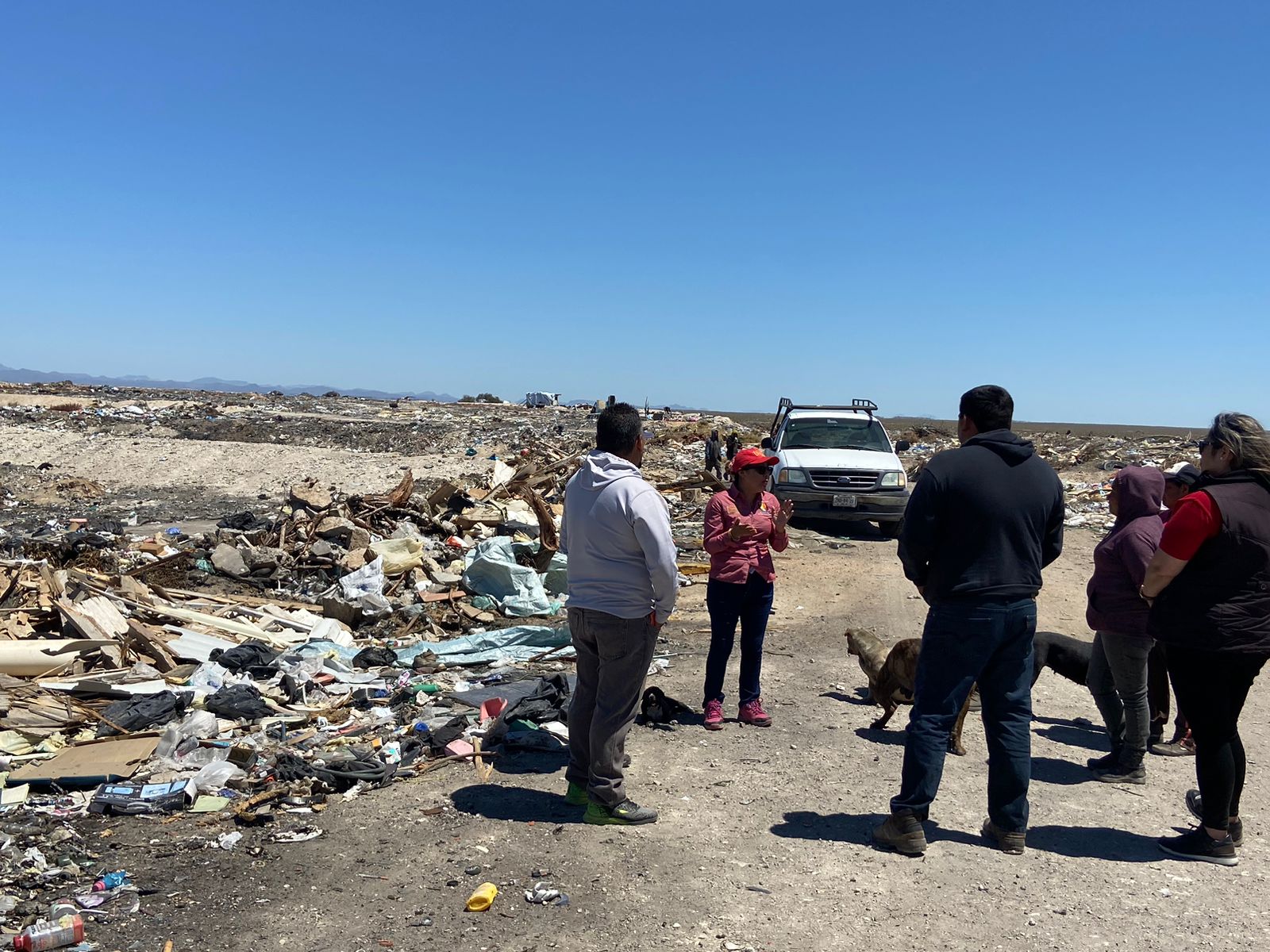Incendios en el basurero de Guerrero Negro: Diputada Teresita Valentín pide vigilancia y control