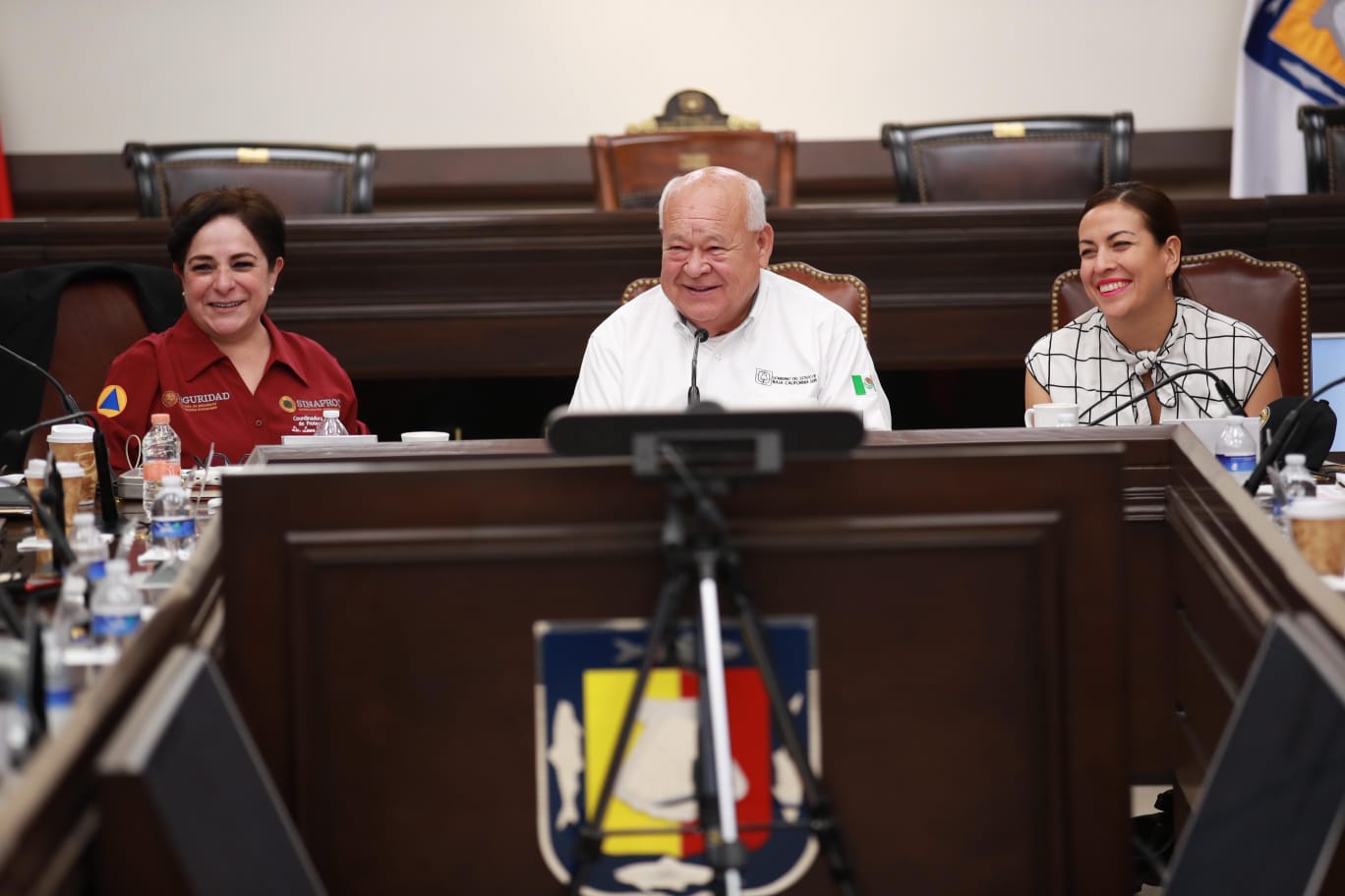 Coordinadora Nacional de Protección Civil visita BCS por temporada de huracanes