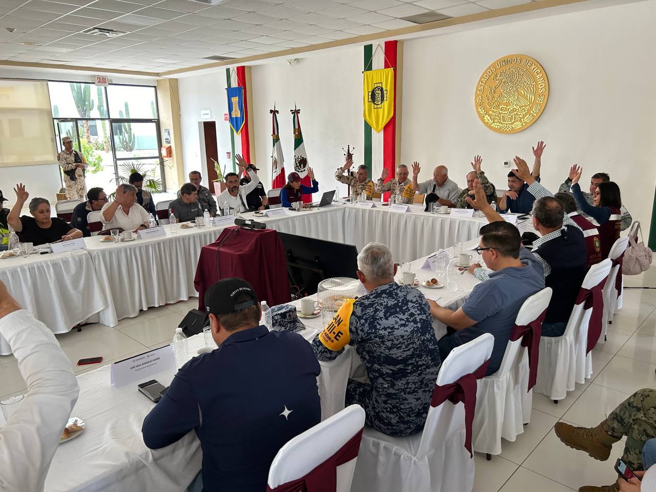 Declara zona de desastre a La Paz y Los Cabos por huracán Norma