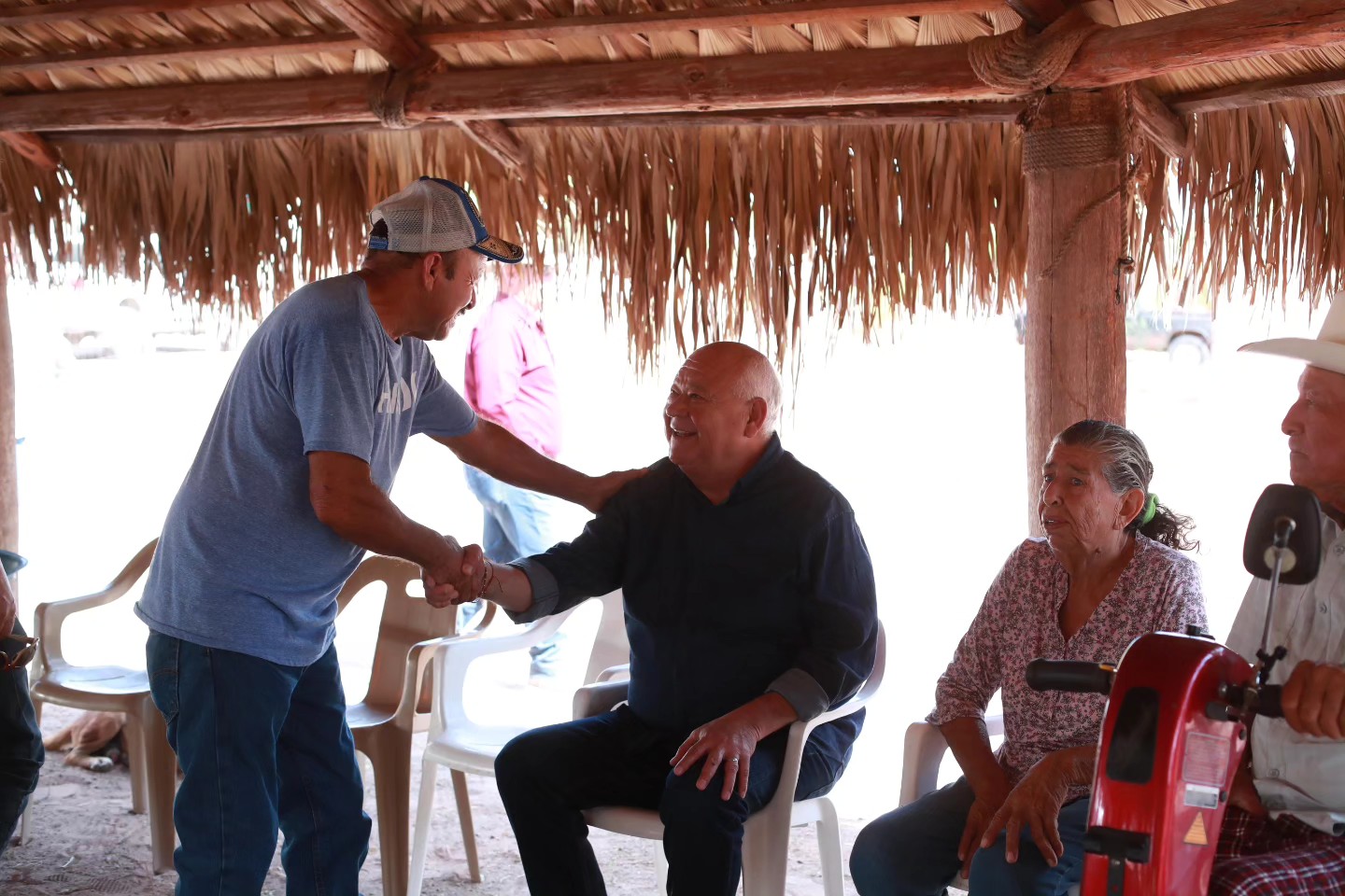 Gobierno de BCS atiende comunidades de Paso Hondo y San José de Guajademí