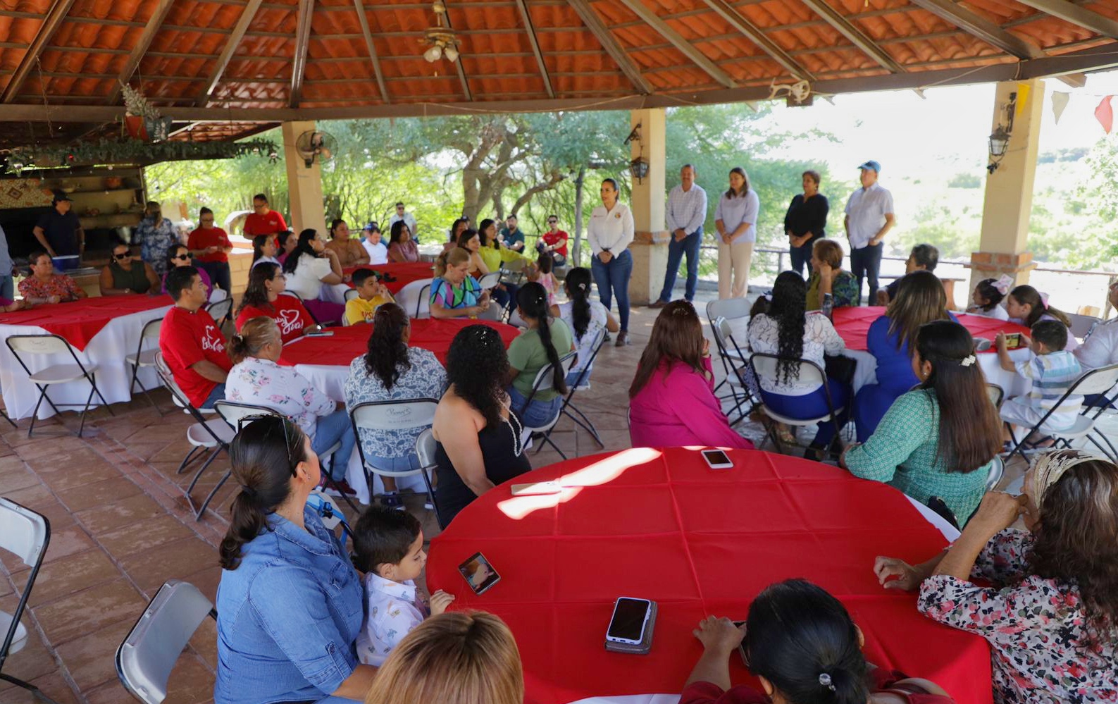 Recorre Diputada Gabriela Montoya comunidades rurales de Los Cabos