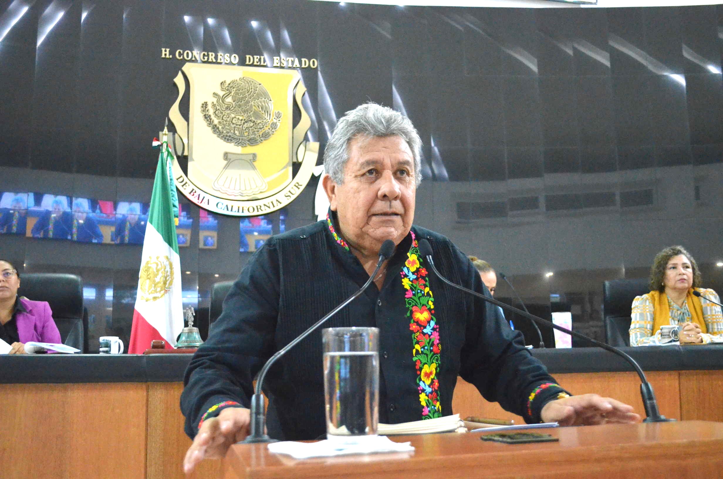 José María Avilés se solidariza con damnificados por huracanes