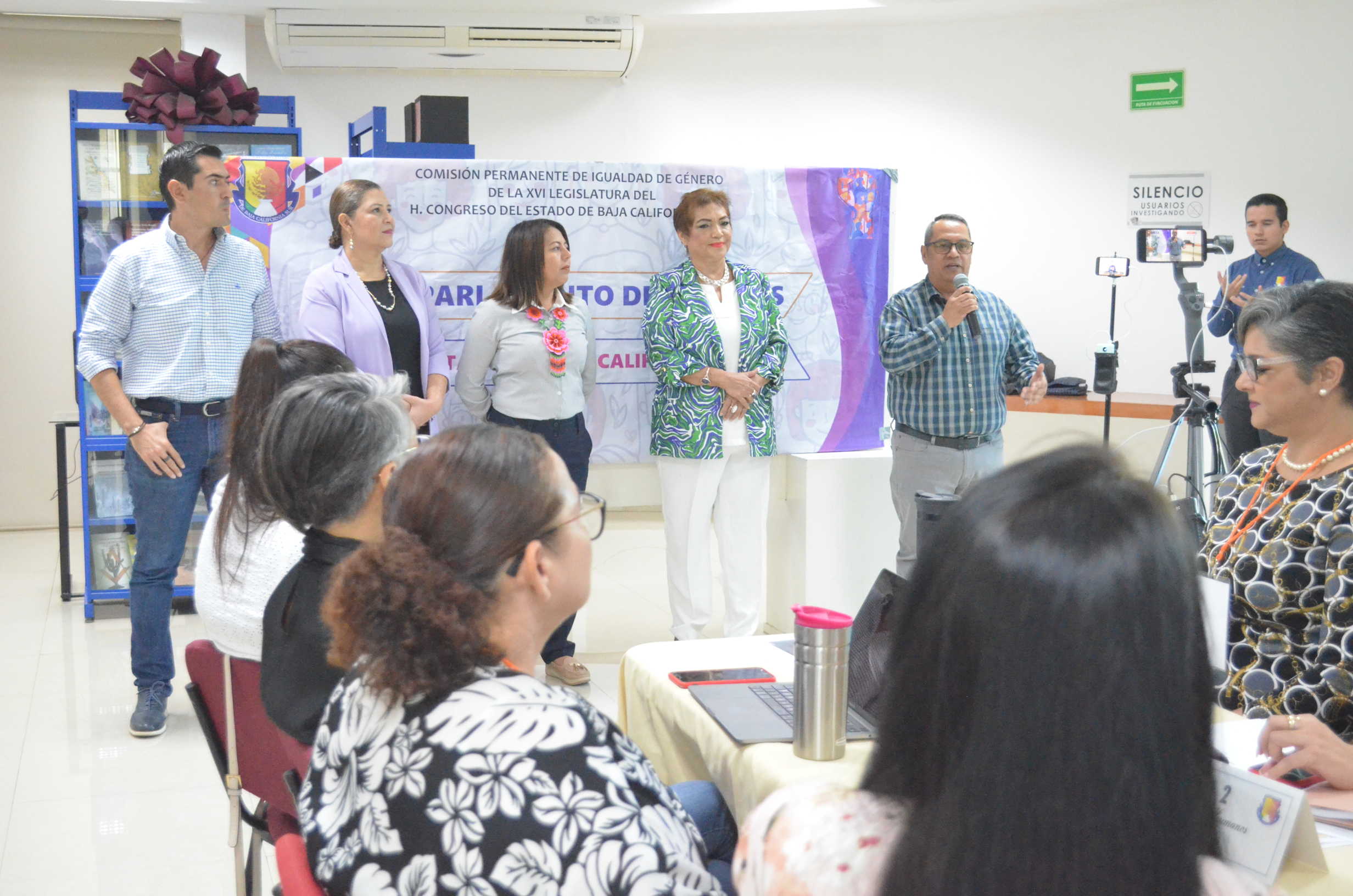 Parlamento de Mujeres en BCS destaca desafíos y acciones cruciales