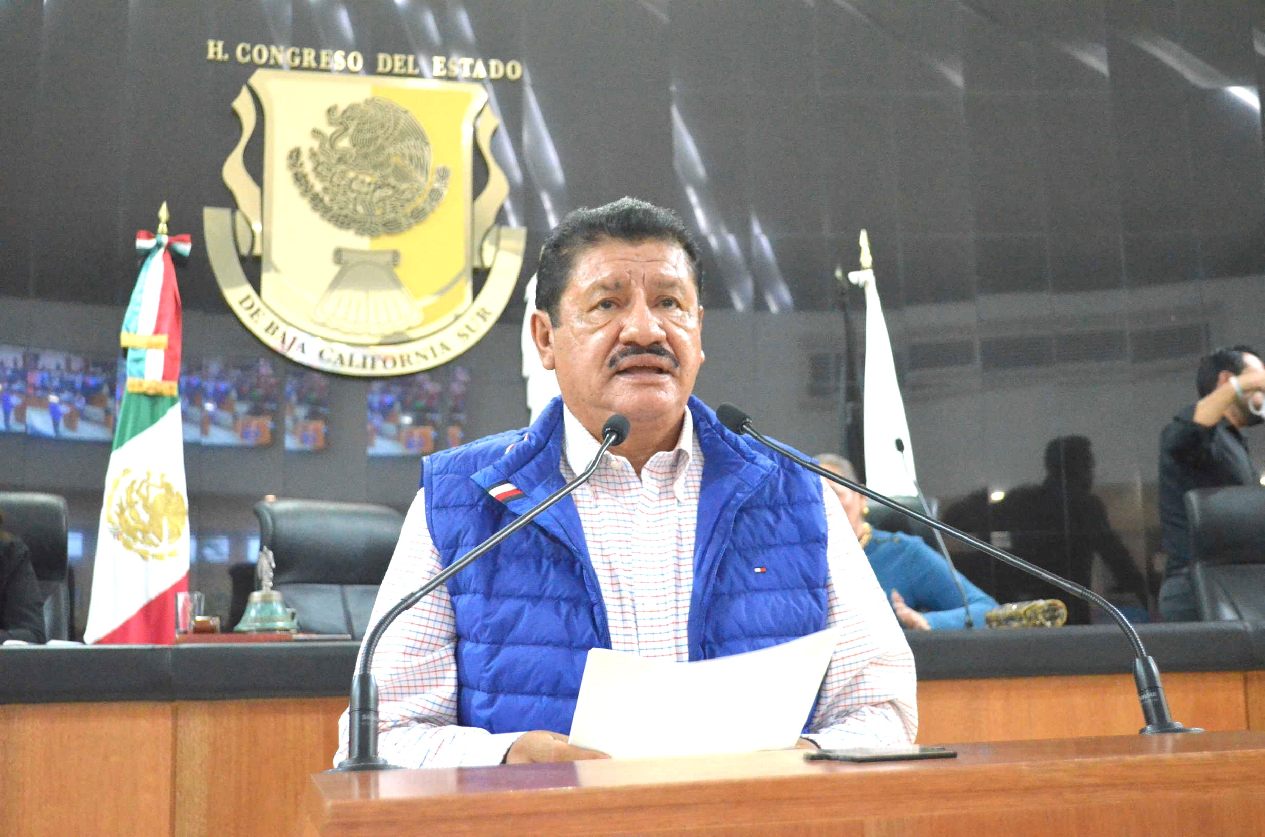 Diputado del PAN propone Ley de Revocación de Mandato