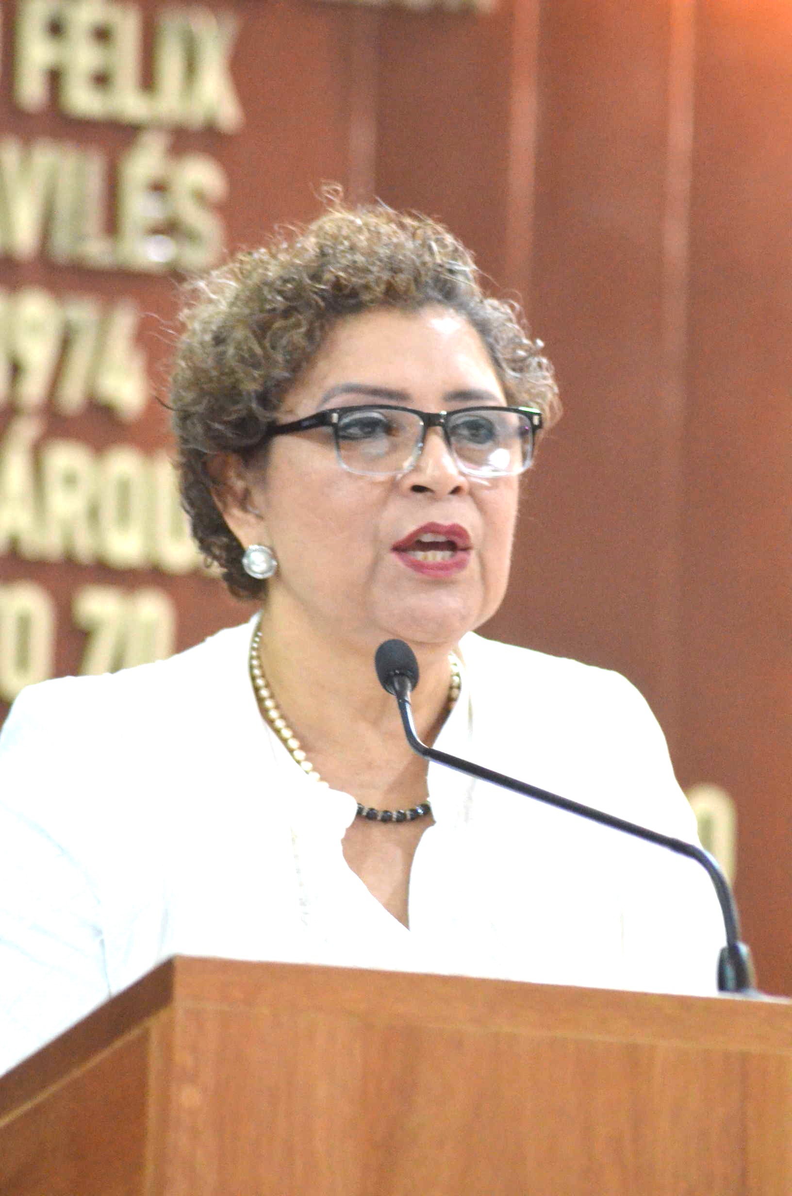 Hacia la imparcialidad: Diputada Ojeda busca transformar la Contraloría en BCS