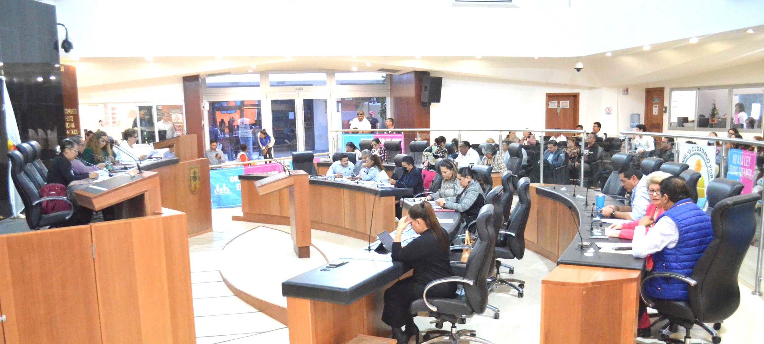 Discuten y votan Leyes de Ingresos de los municipios para 2024