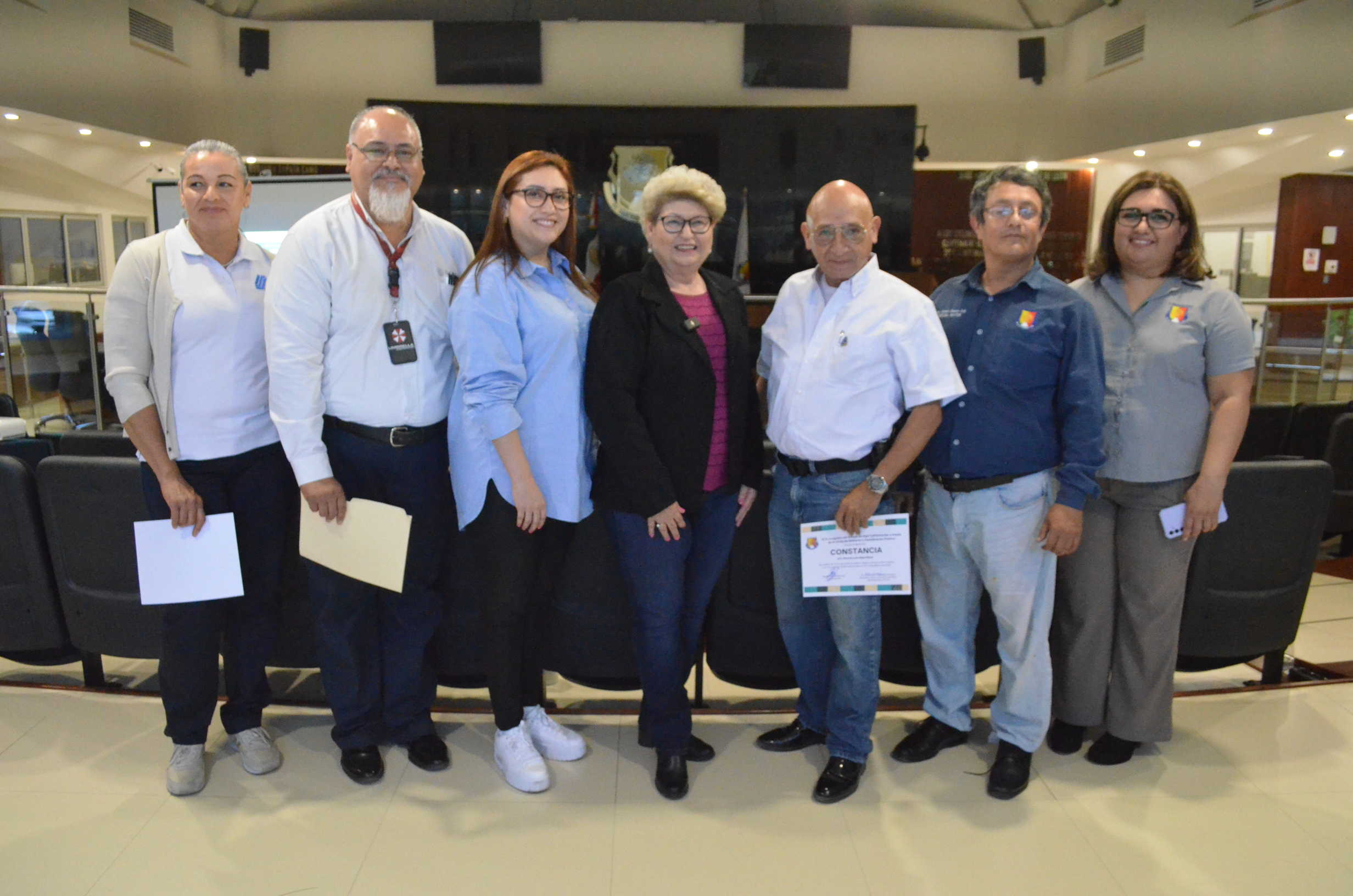 Capacitan a Trabajadores del Congreso en Primeros Auxilios