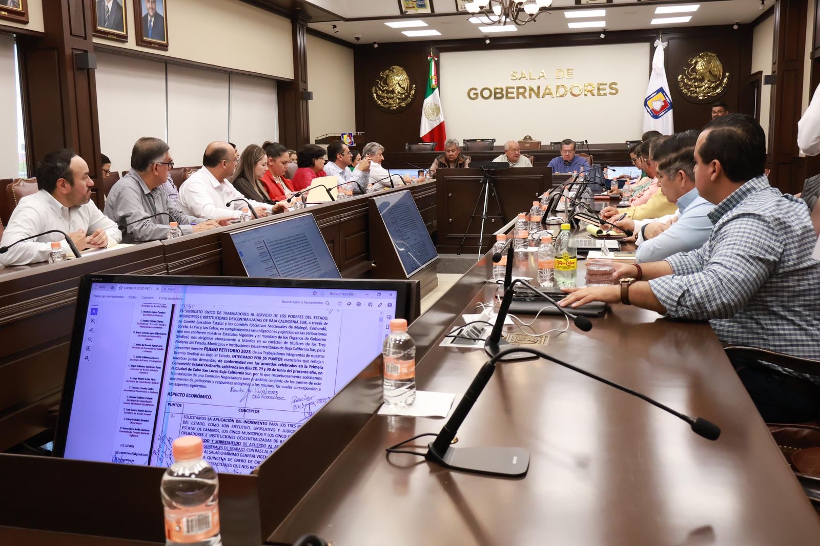 Gobierno de BCS comienza negociación de pliego petitorio con sindicalizados