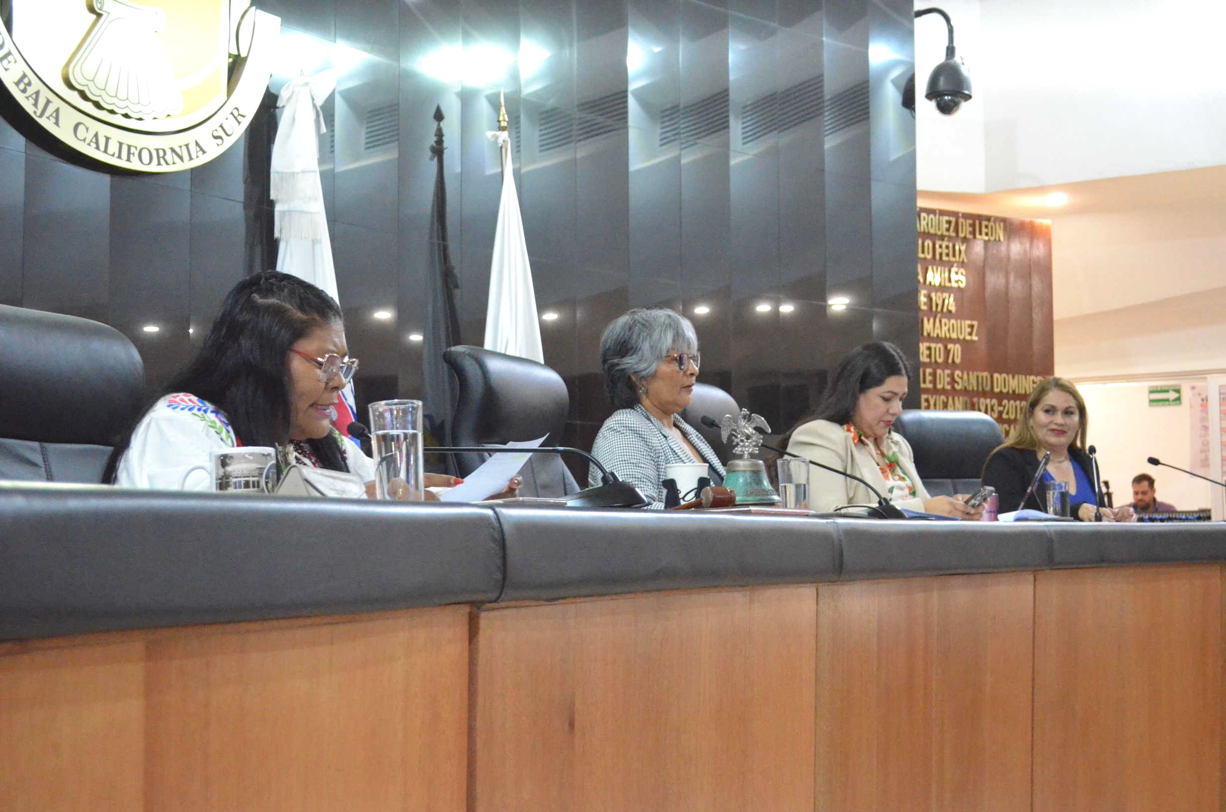 Aprueban licencias temporales a diputadas Gabriela Montoya, Guadalupe Vázquez y diputado Christian Agúndez