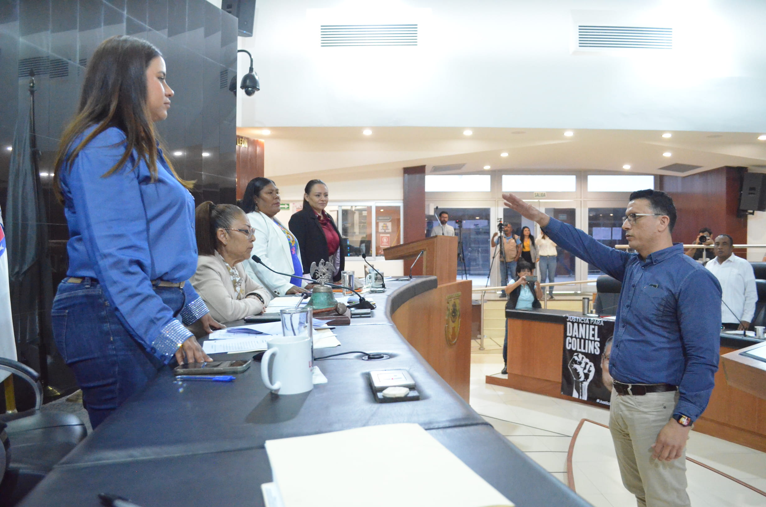 Luis Alfredo Cota Márquez toma protesta como Comisionado del ITAIBCS