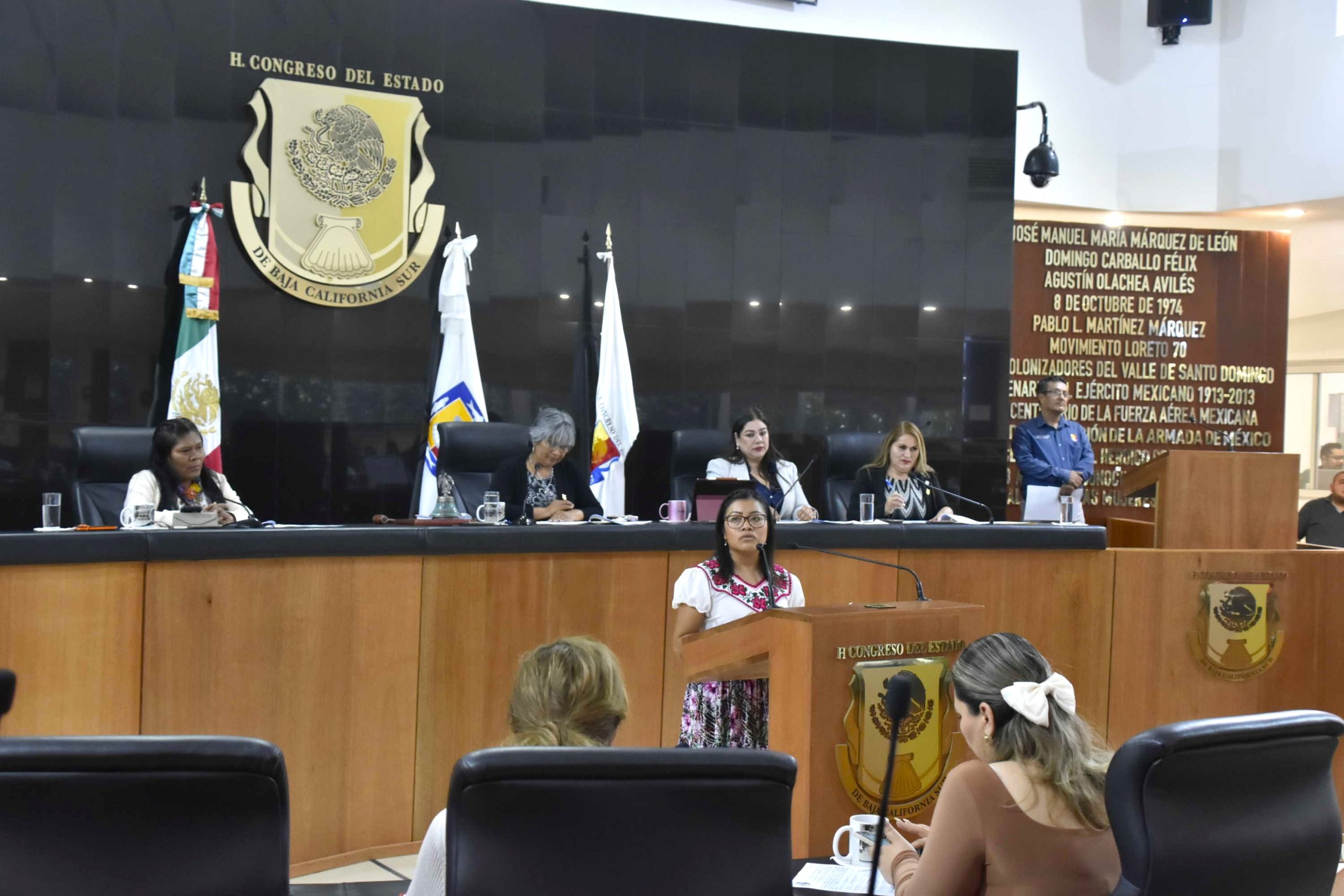 Llaman a no discriminar a los hablantes de lenguas indígenas