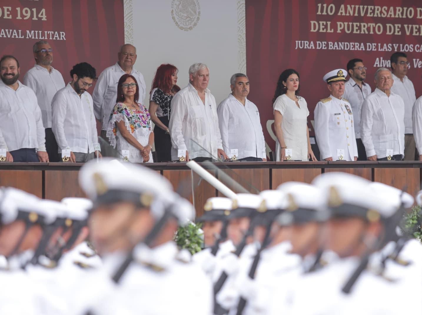 Acompaña gobernador a presidente de México en el 110 aniversario de la defensa de Veracruz