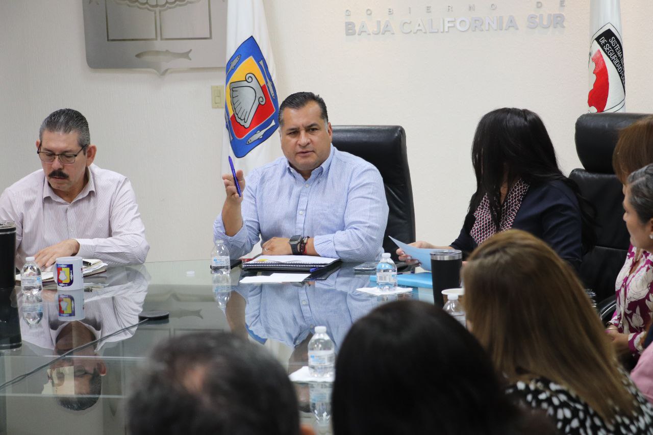 Analizan avances del Plan Estatal de Desarrollo 2021-2027