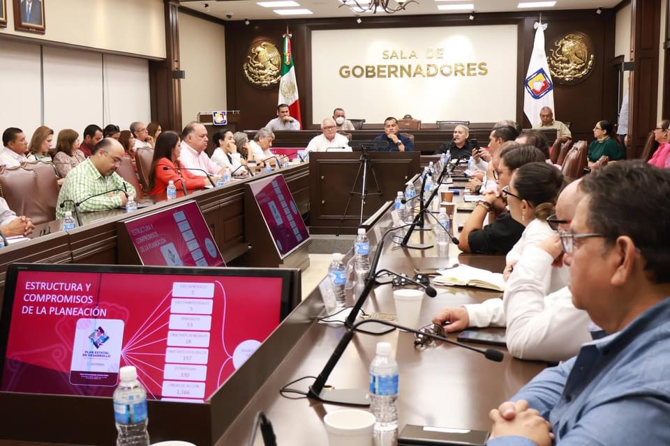 Rumbo al III informe de labores del Gobierno de BCS