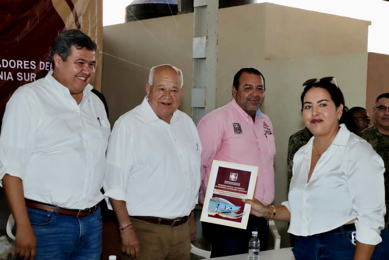 Entregan cartas de aprobación para apoyos acuícolas y pesqueros