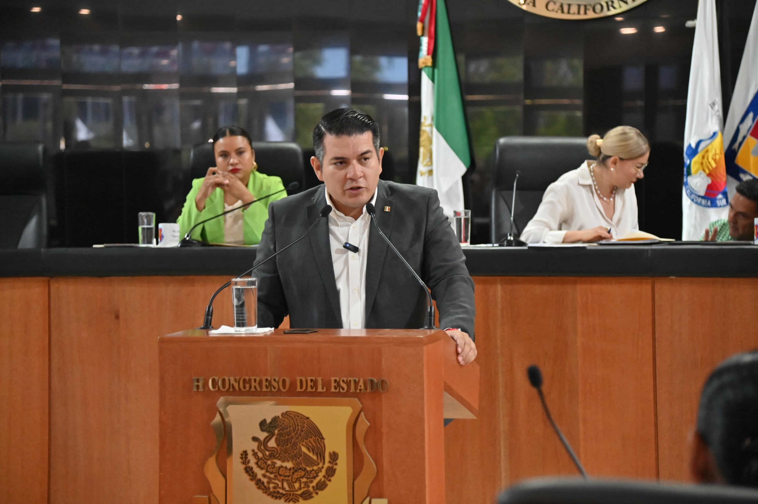 Diputado Fabrizio del Castillo se Compromete a Defender los Intereses de BCS