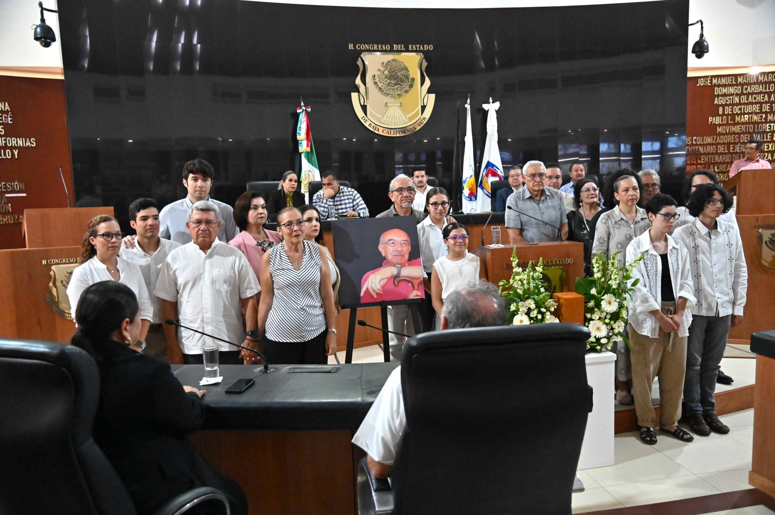 Rinden homenaje póstumo a Armando Trasviña Taylor, pionero en la historia de BCS