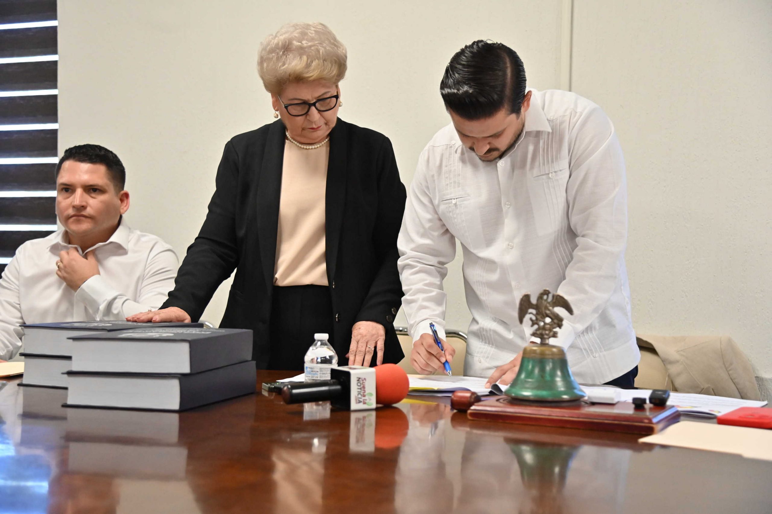 Eduardo Van Wormer Asume la Presidencia de la JUGOCOPO de la XVII Legislatura de BCS