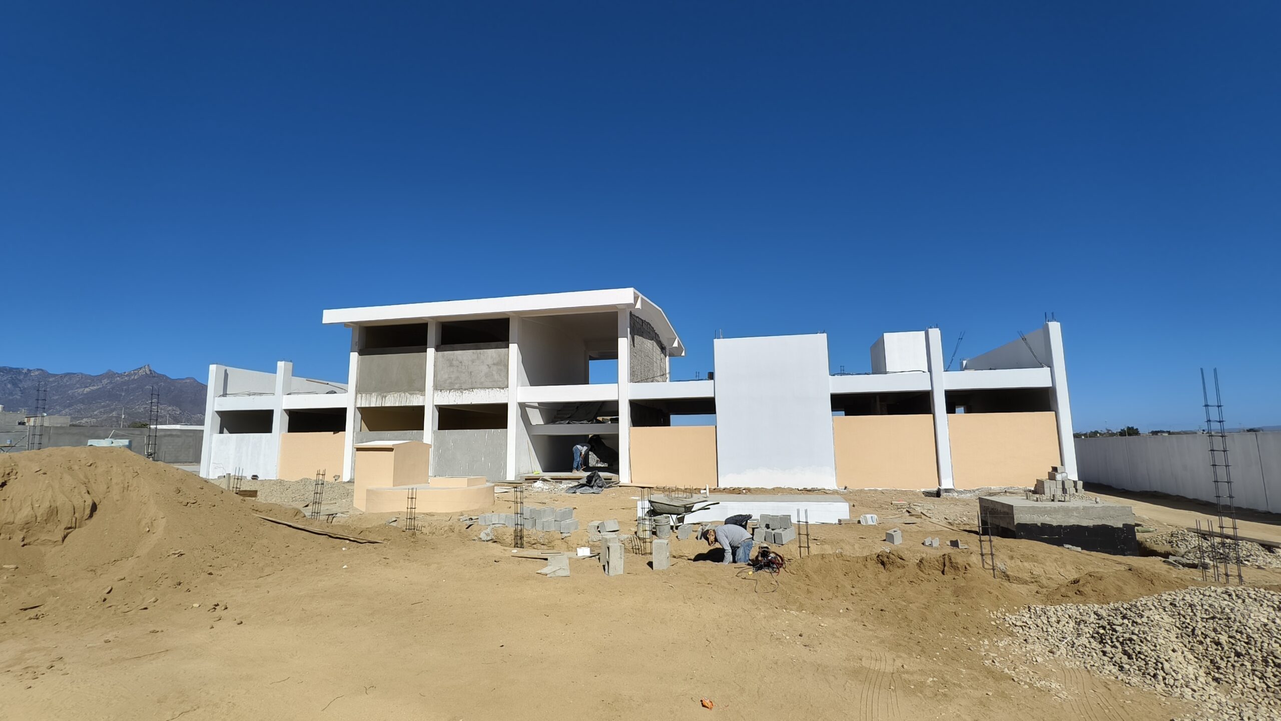 Entrega SEP 3 nuevas escuelas de Los Cabos