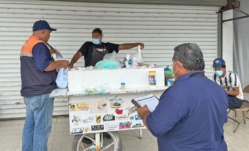 COEPRIS restablece la venta de alimentos en la vía pública de Cabo San Lucas