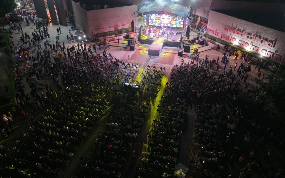 Encabeza Víctor Castro, el festival de Día de Muertos en la Unidad Cultural Jesús Castro Agúndez