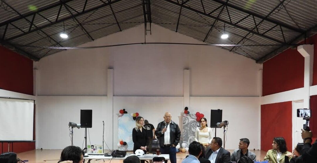 Encabeza Víctor Castro festejo por el 105° aniversario de la Casa del Estudiante Sudcaliforniano