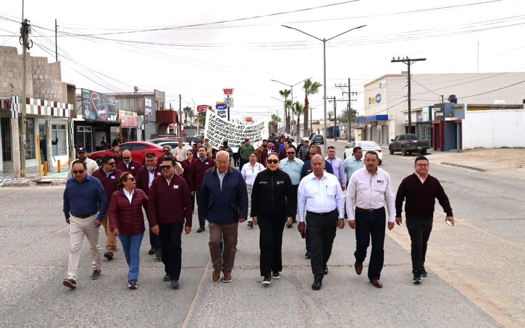 “La justicia laboral es clave para el bienestar de las familias”: Encabeza Gobernador marcha del Día del Trabajo en Guerrero Negro