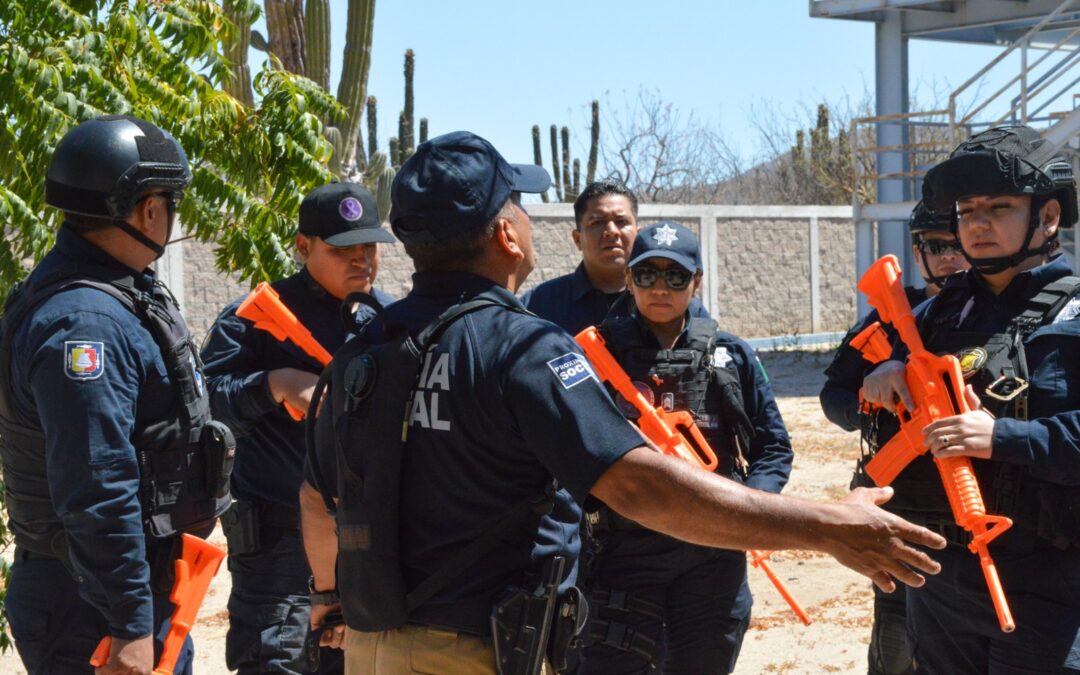 Fortalecen actuación policial de la PEP con curso de detención y conducción de personas